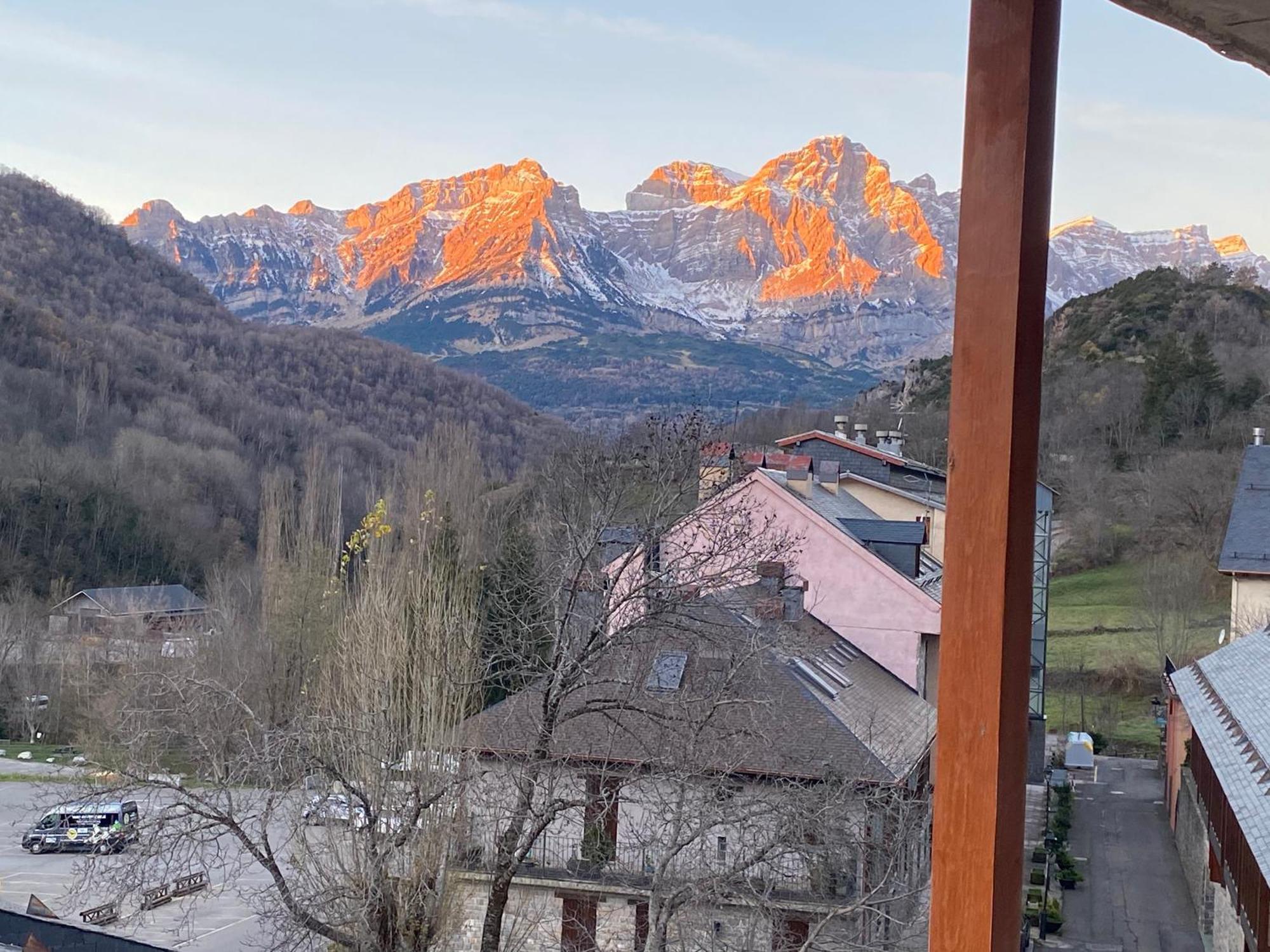 Casa Orval Apartman Panticosa Kültér fotó